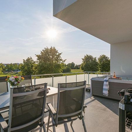 Luxus_Spa_Og_Fewo Quartier 4 _We 4_ Гёрен-Леббин Экстерьер фото